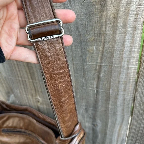 RUDSAK brown leather crossbody bag